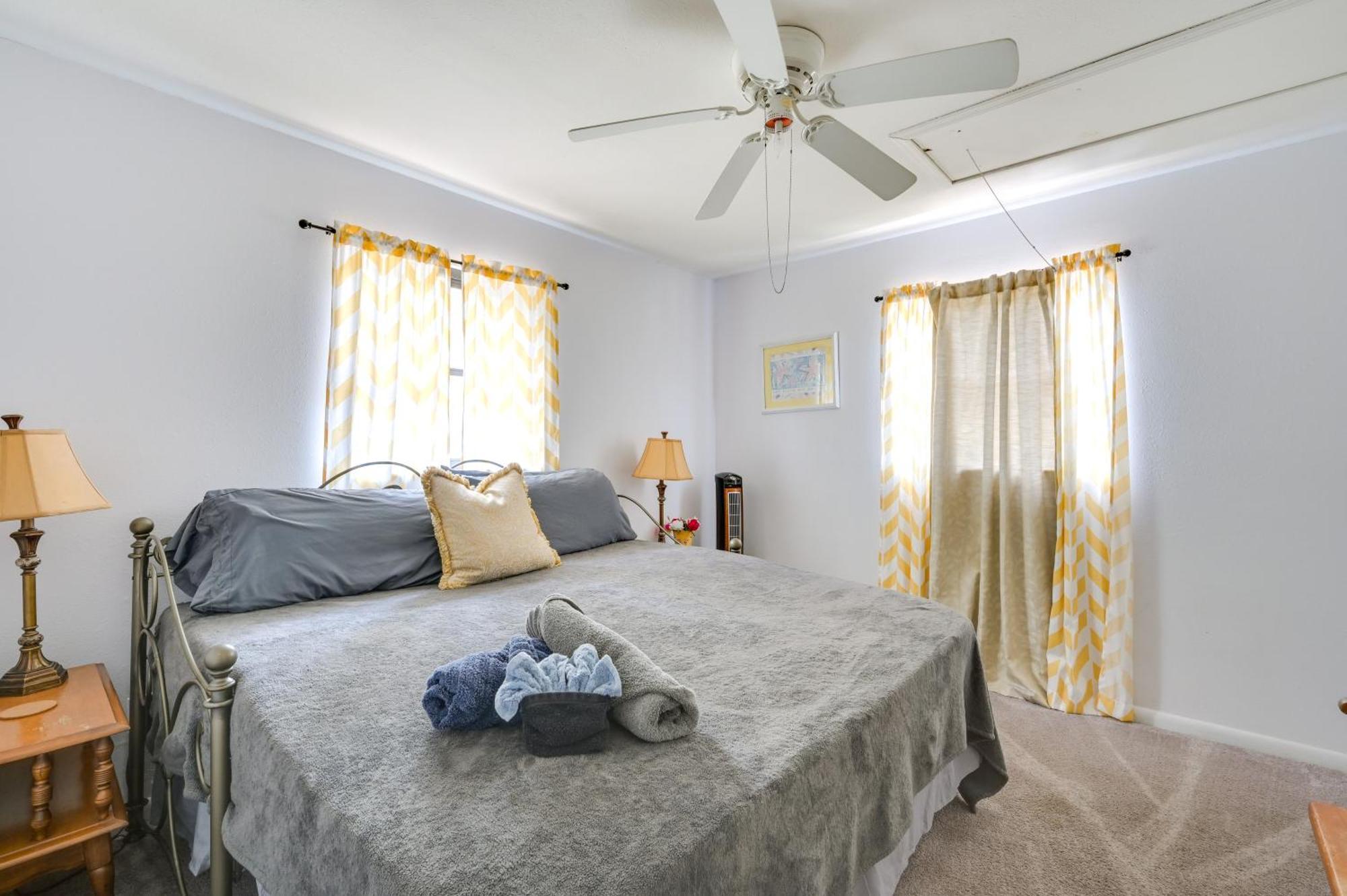 Spacious About 5 Mi To Beaches Holiday home