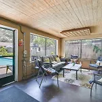 Spacious Tampa Home About 5 Mi To Beaches