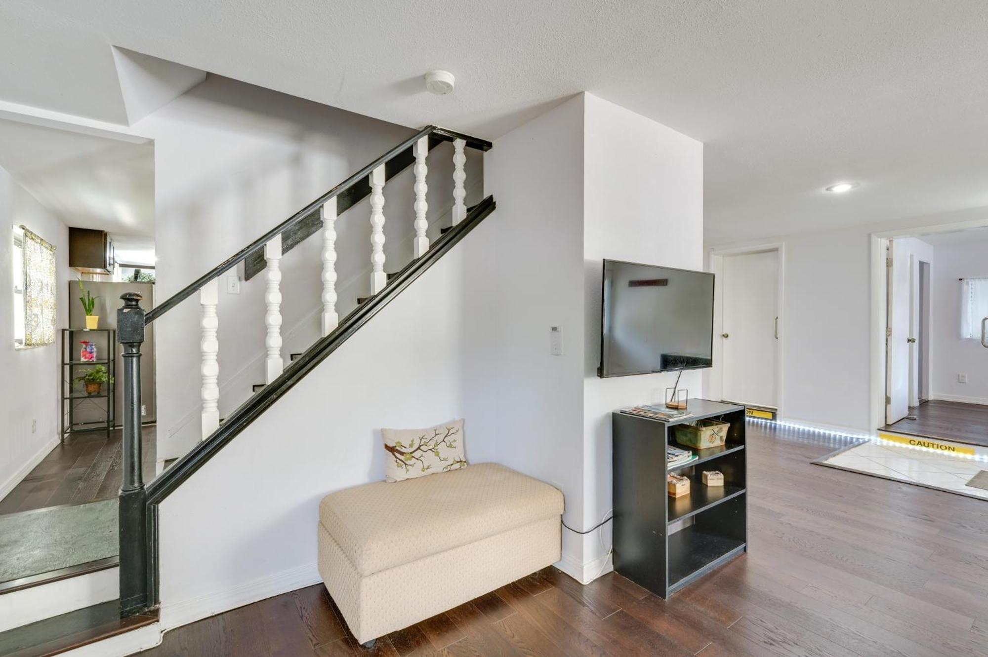 Spacious About 5 Mi To Beaches * Tampa