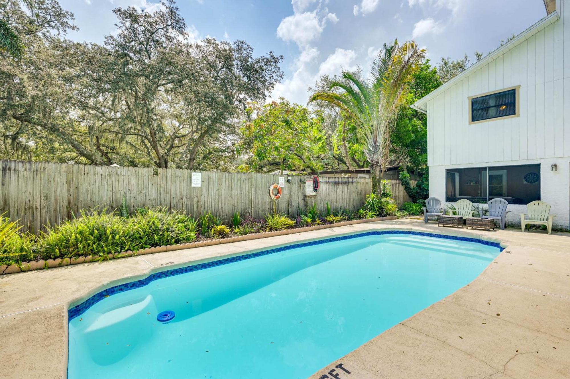 Holiday home Spacious About 5 Mi To Beaches Tampa