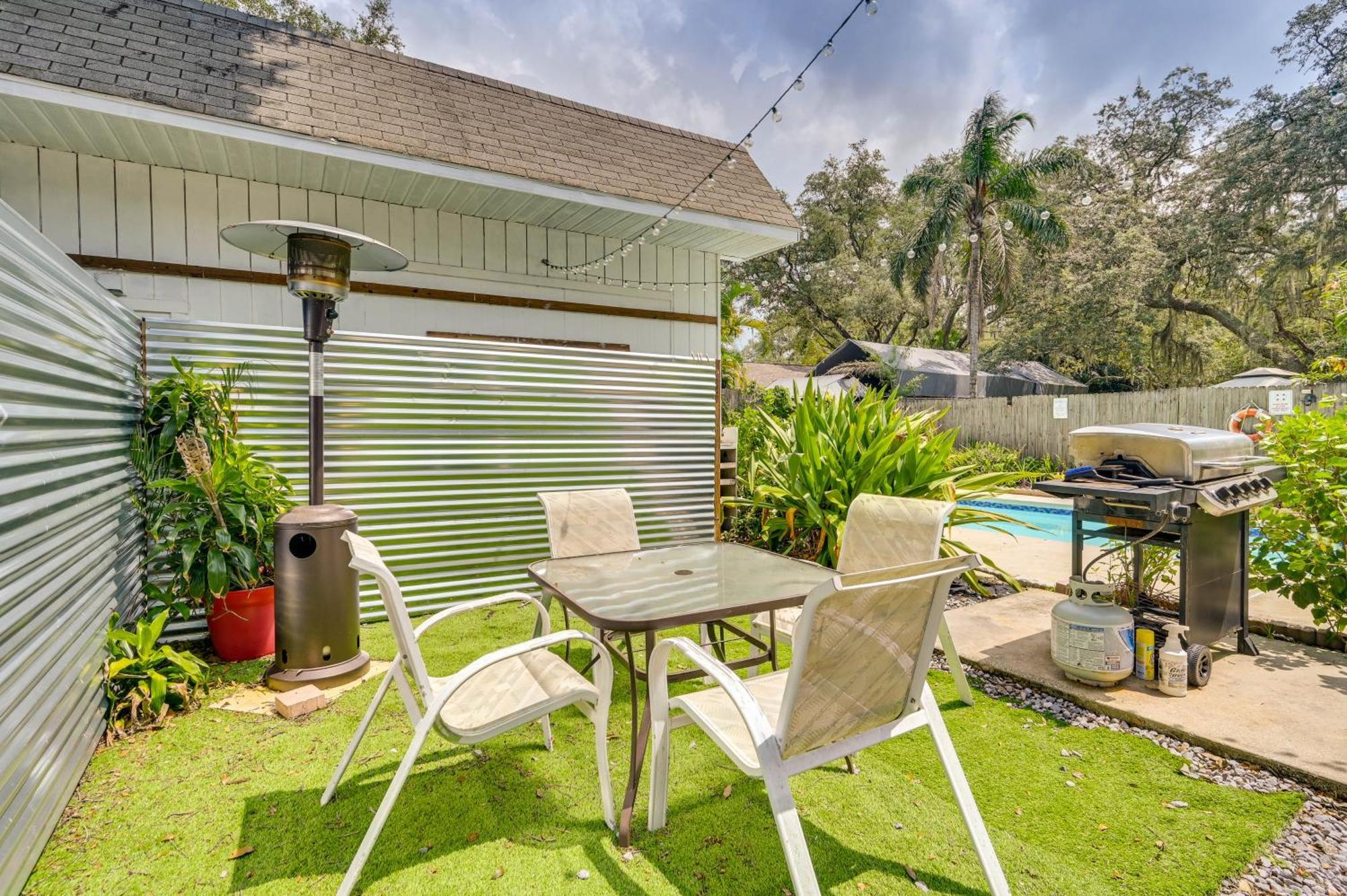 Spacious About 5 Mi To Beaches Tampa